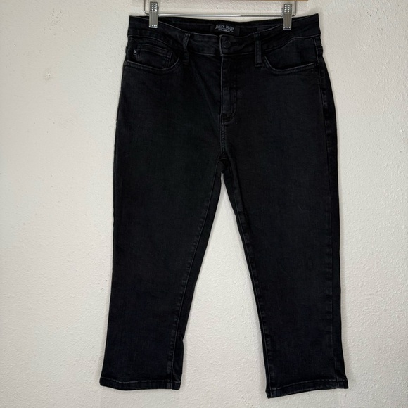 Judy Blue Capri Fit Jeans MidRise Stretch Soft Black #88239 Women’s Size 9/29 - Picture 1 of 13